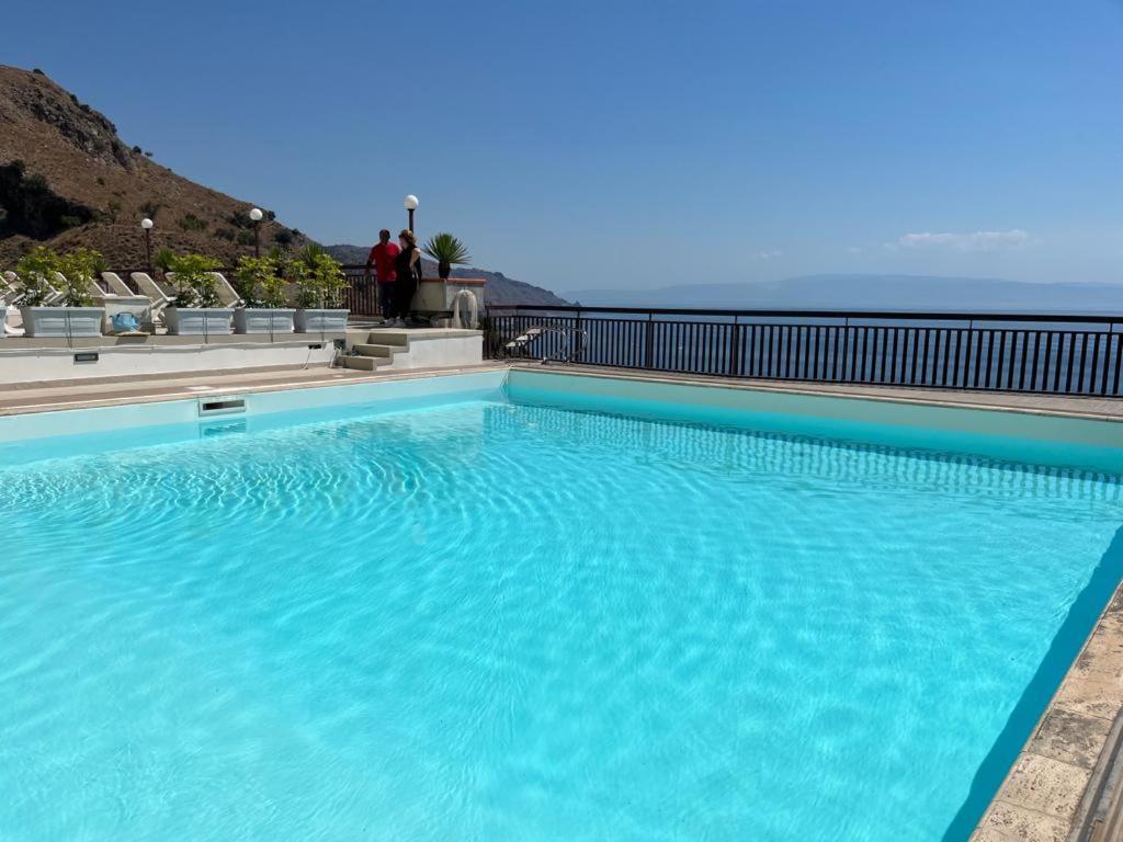 Elisa'S House Apartment Taormina Ngoại thất bức ảnh