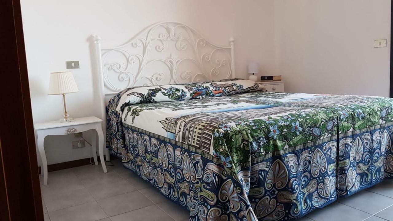 Elisa'S House Apartment Taormina Ngoại thất bức ảnh