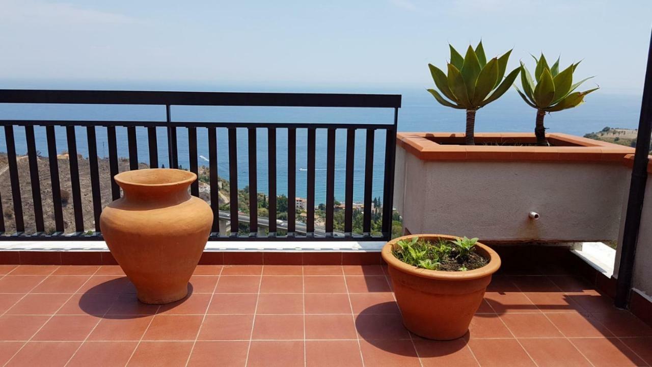 Elisa'S House Apartment Taormina Ngoại thất bức ảnh