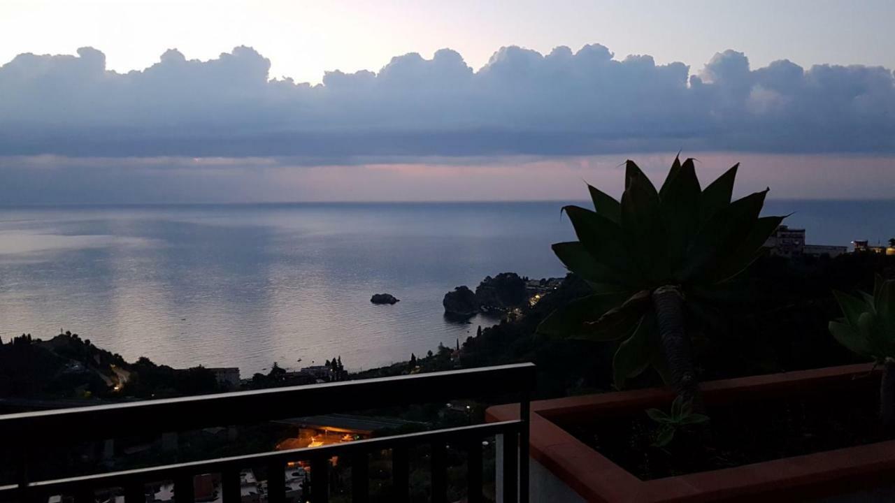 Elisa'S House Apartment Taormina Ngoại thất bức ảnh