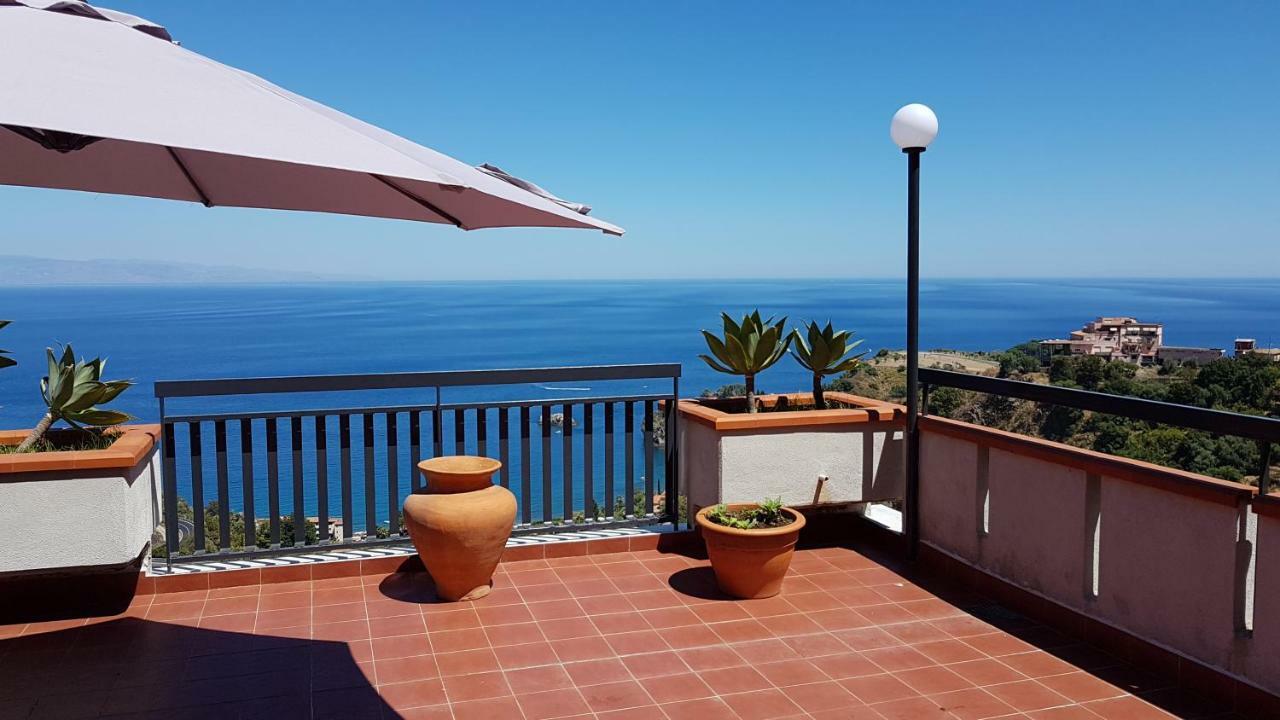 Elisa'S House Apartment Taormina Ngoại thất bức ảnh
